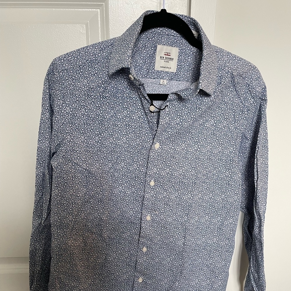 New Button shirt, never worn no tags